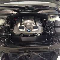 Detailing Motor BMW seria7 - dupa